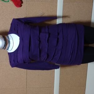 MERONA TOP SIZE LARGE IN A BEAUTIFUL PURPLE COLOR 💜